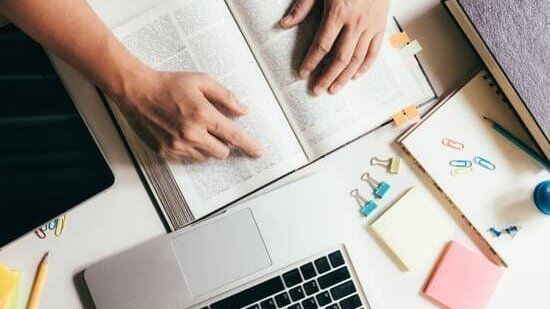 Der perfekte Titel für deine Hausarbeit: Tipps zur Titelfindung und Gestaltung 4 title of term paper